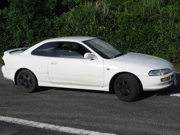 カローラレビン/スプリンタートレノ AE101 の外観写真
