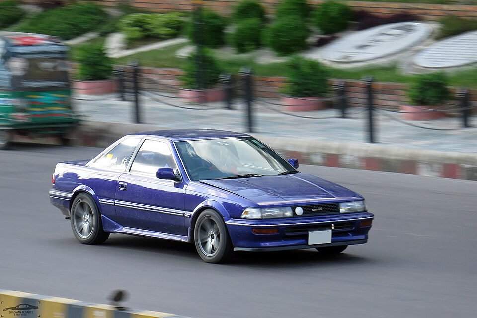 トヨタ カローラレビン/スプリンタートレノ AE92 の外観写真