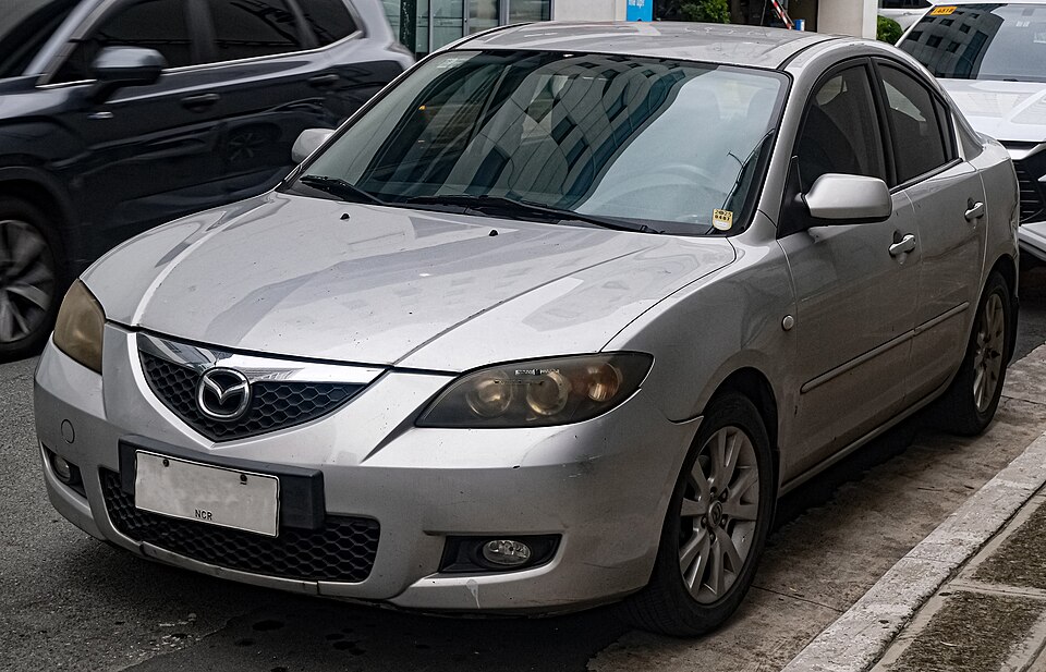 マツダ アクセラ／MAZDA3 初代 の外観写真