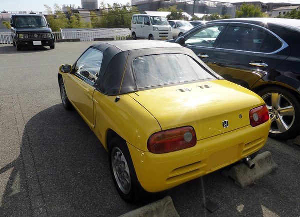ビート 初代 の後方写真