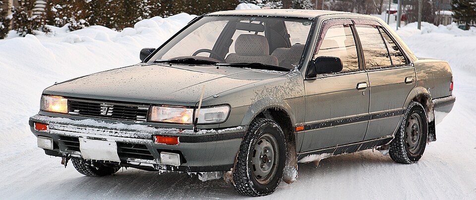 日産 ブルーバード 8代目 の外観写真