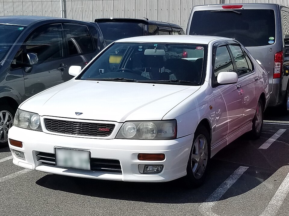 日産 ブルーバード 10代目 の外観写真