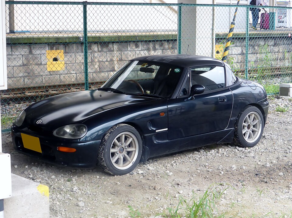 スズキ カプチーノ 初代 の正面写真