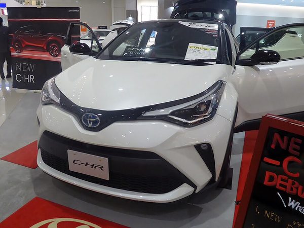 トヨタ C-HR