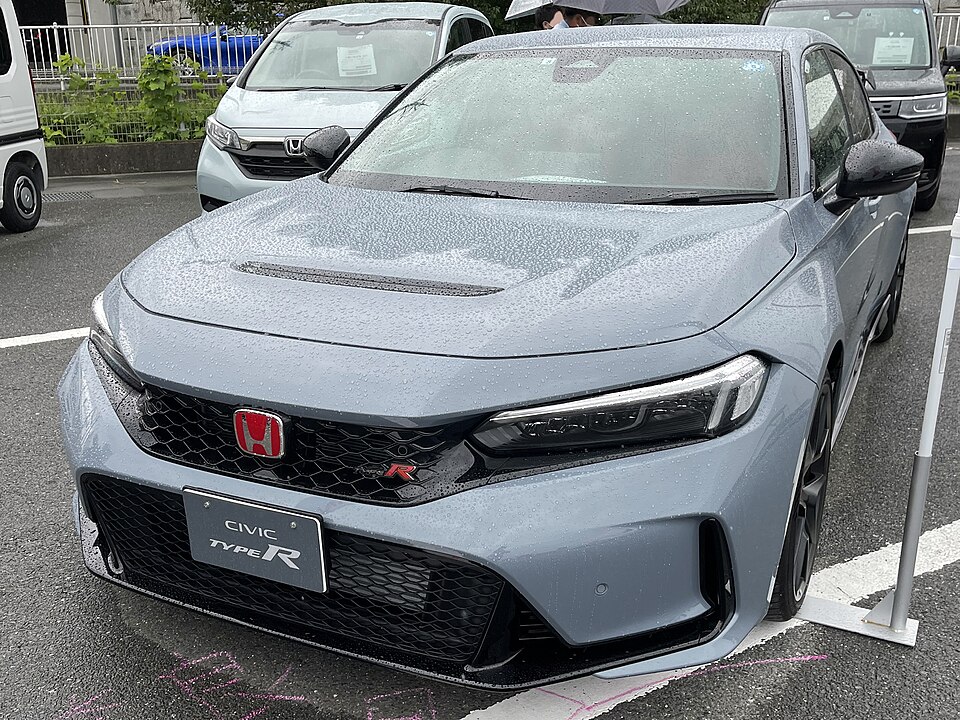 ホンダ シビック 11代目 タイプR の正面写真