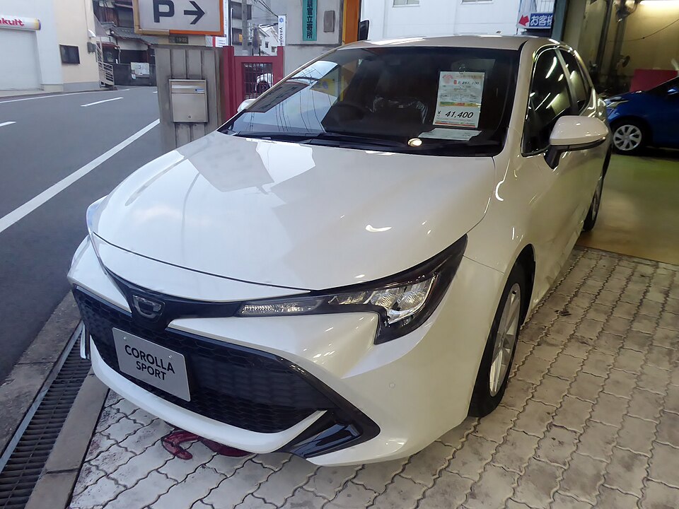 トヨタ カローラスポーツ