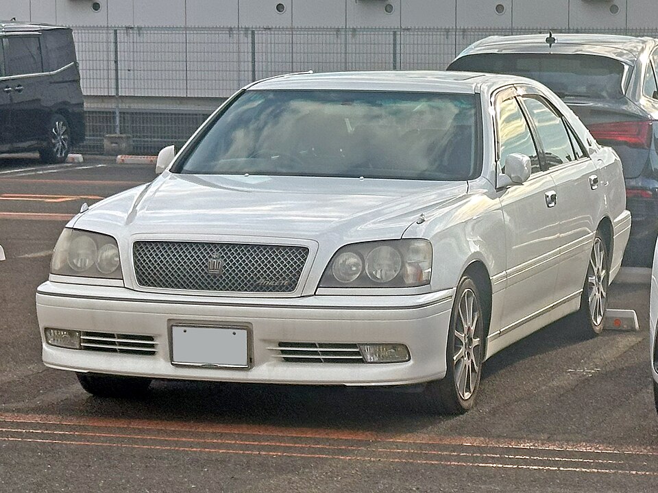トヨタ クラウン 11代目 (170系) 通期 の写真