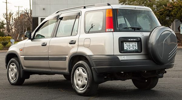 CR-V 初代 の後方写真