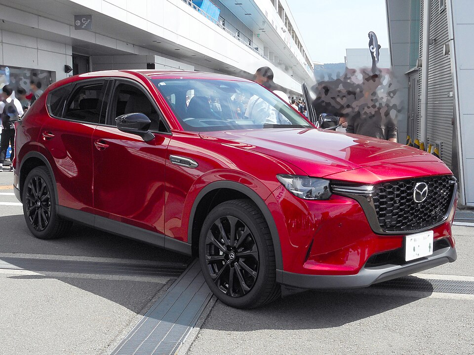 マツダ CX-60 初代 の正面写真