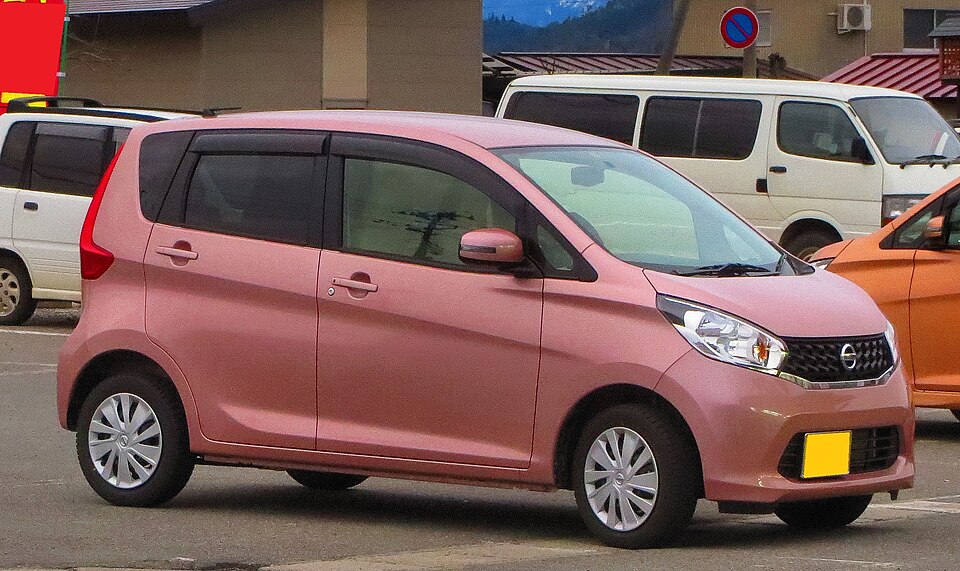 日産 デイズ 初代 の外観写真
