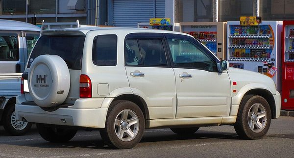 エスクード 2代目 の後方写真