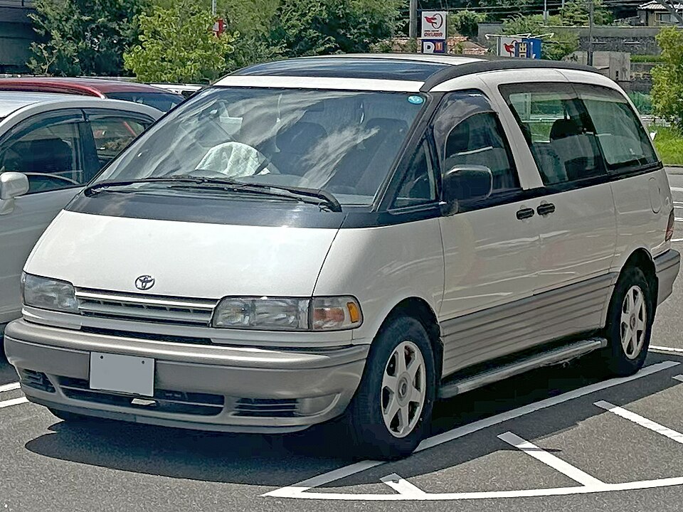 エスティマ 初代 通期 の顔
