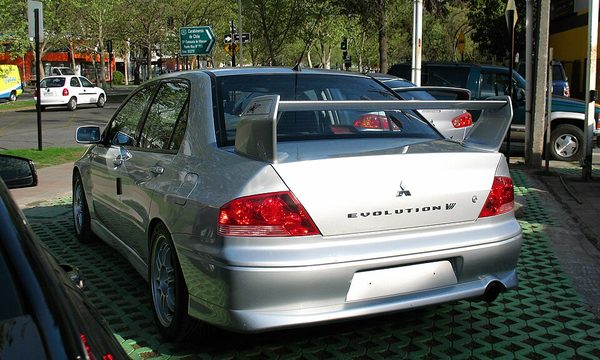 ランサーエボリューション VII〜IX の外観写真
