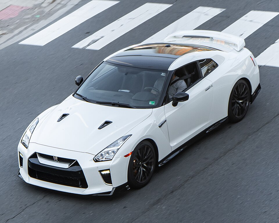 日産 GT-R R35 の外観写真