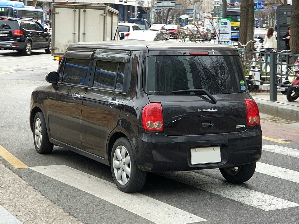 スズキ アルトラパン 2代目 の外観写真
