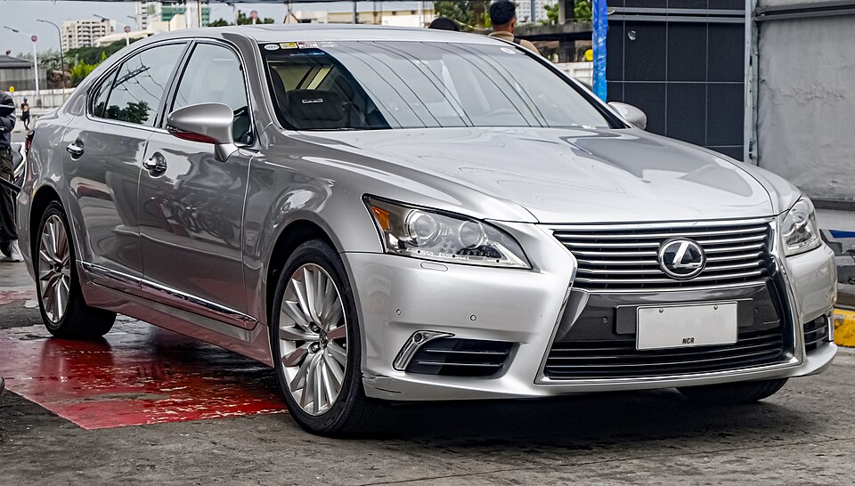 レクサス LS 4代目 (XF40) の外観写真