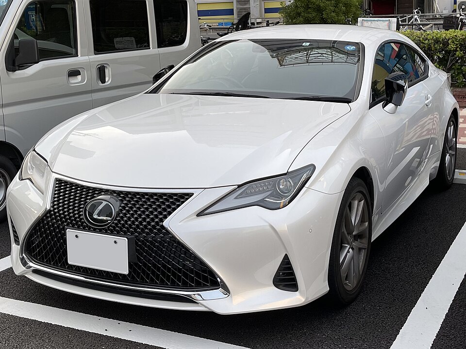 レクサス RC 初代 の正面写真