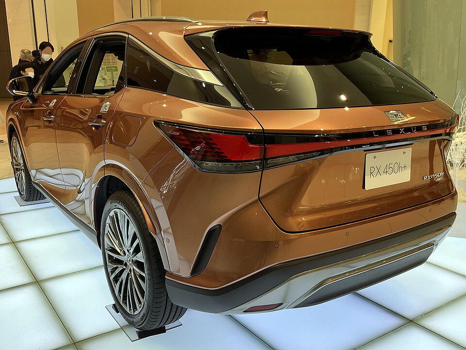 レクサス RX 3代目 (AL30) の後方写真