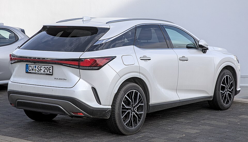 レクサス RX 3代目 (AL30) の外観写真