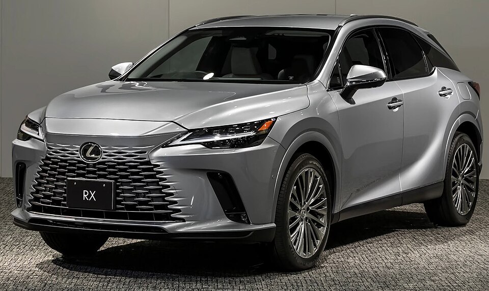 レクサス RX 3代目 (AL30) の斜め前写真