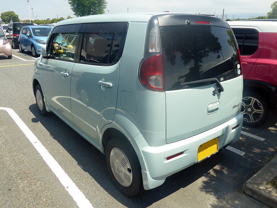 スズキ MRワゴン 3代目 の後方写真