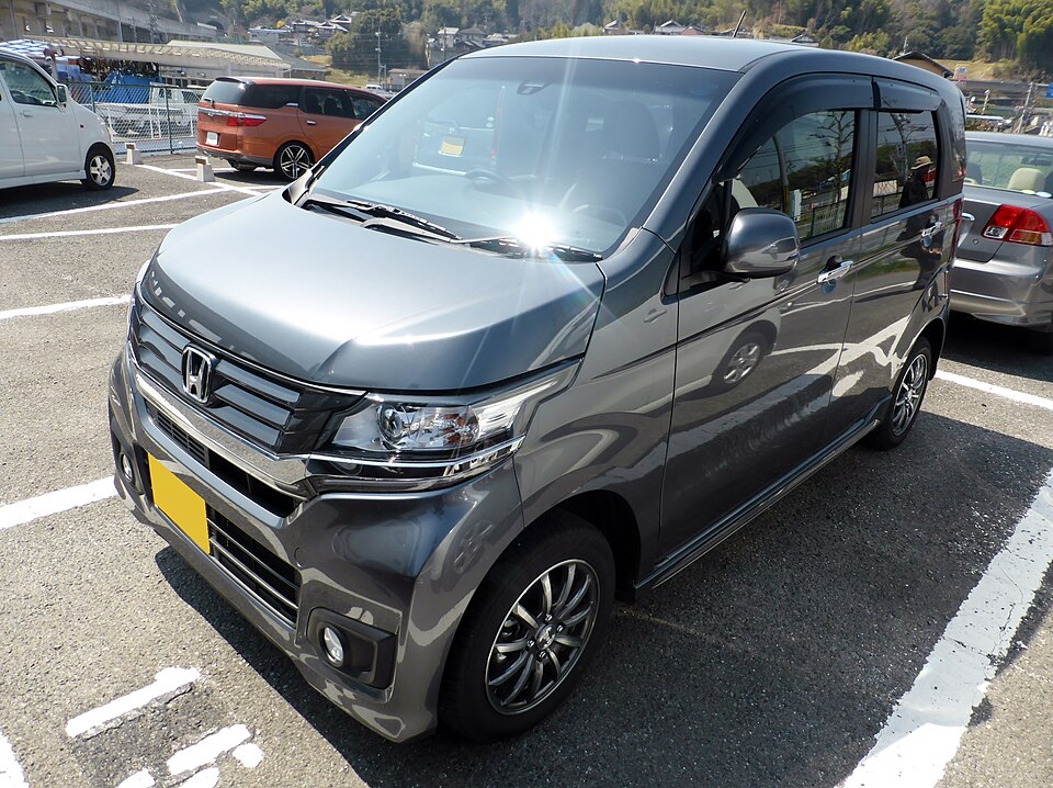 ホンダ N-WGN 初代 の正面写真