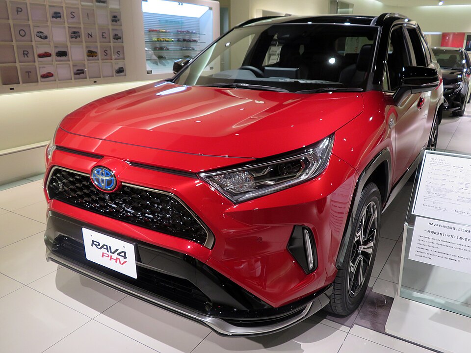 トヨタ RAV4 5代目 の正面写真