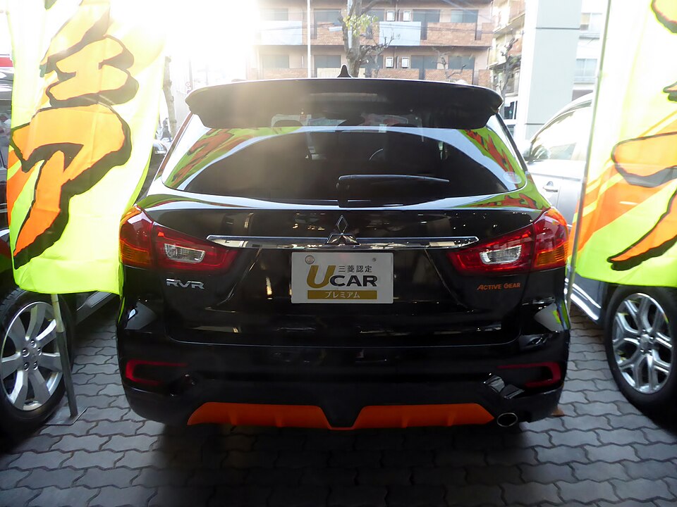 三菱 RVR 3代目 中期 ACTIVE GEAR の後方写真