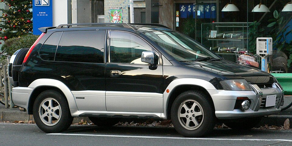 三菱 RVR 初代 の外観写真