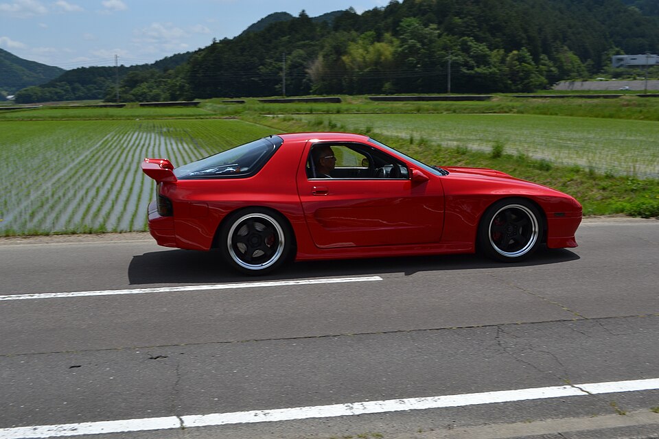 マツダ RX-7 2代目 の外観写真