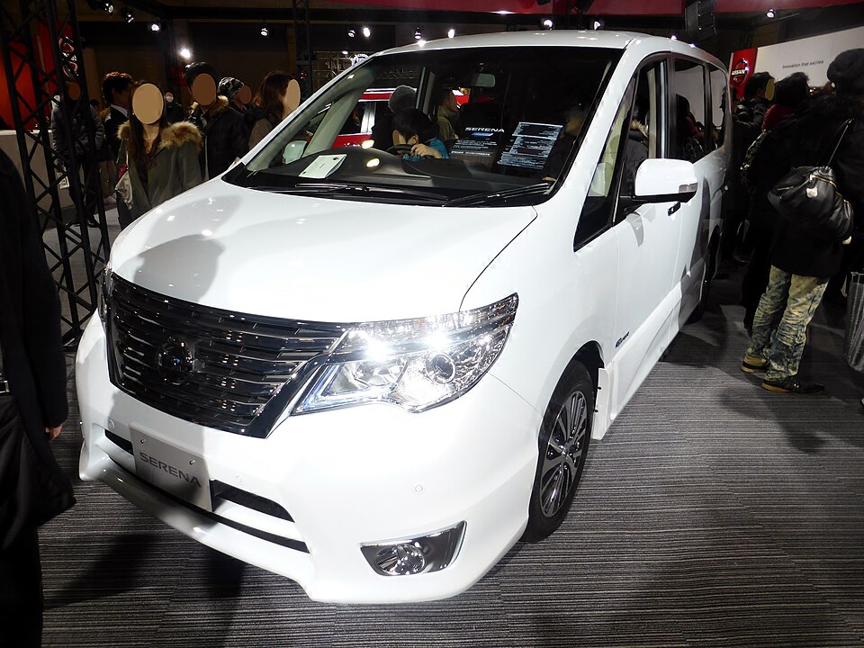 日産 セレナ 4代目 ハイウェイスター の外観写真