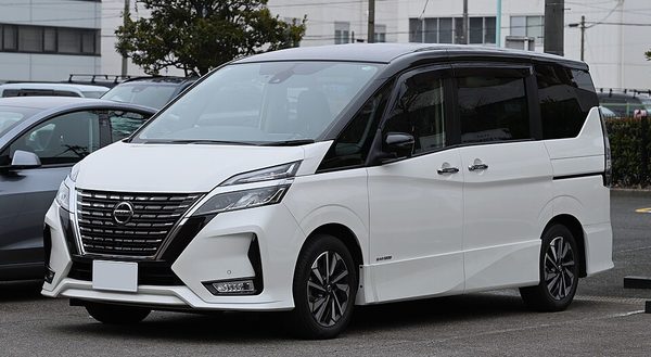 セレナ 5代目 後期 ハイウェイスター