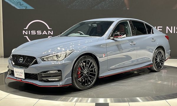 スカイライン 13代目 (V37) NISMO