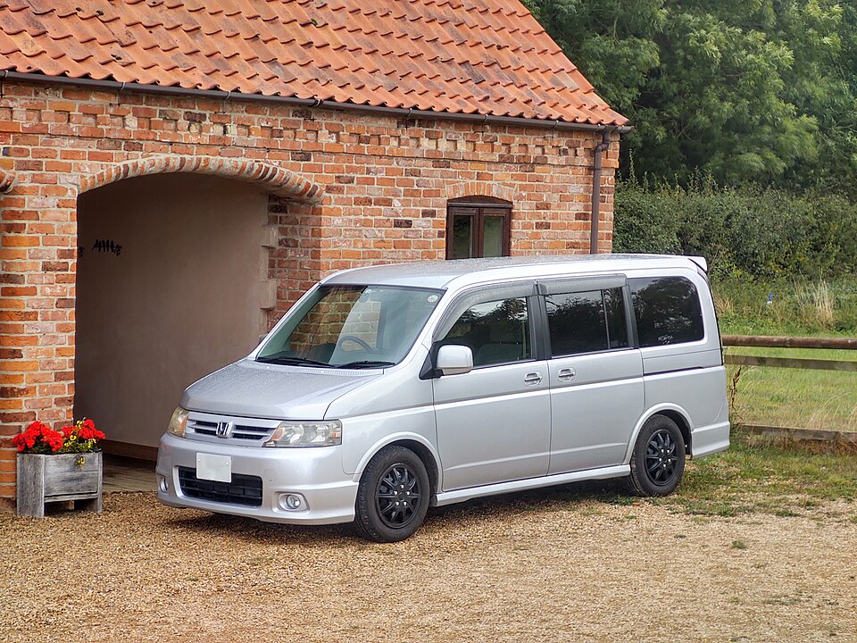 ホンダ ステップワゴン 2代目 スパーダ スパーダ の写真