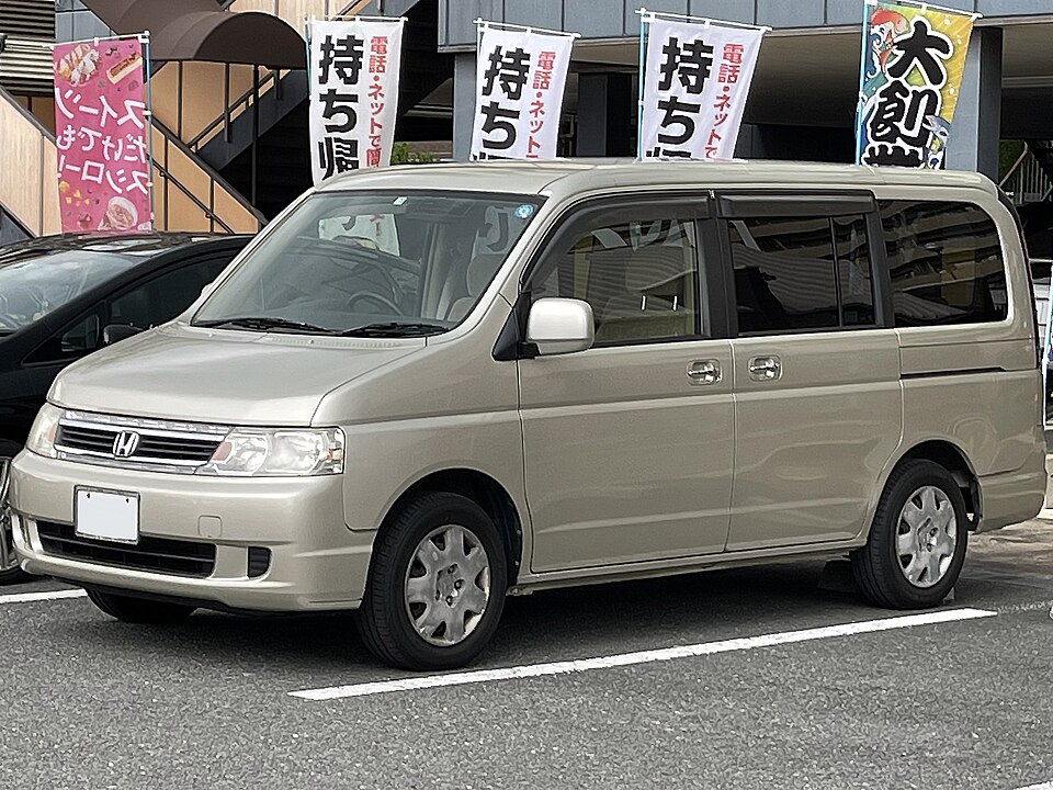 ホンダ ステップワゴン 2代目 の正面写真