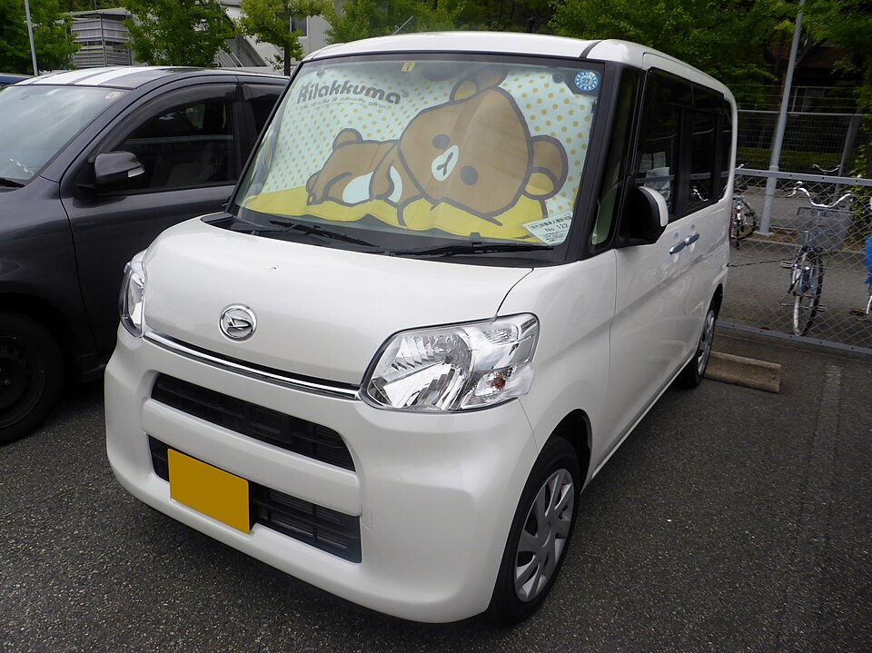 ダイハツ タント 3代目 の正面写真