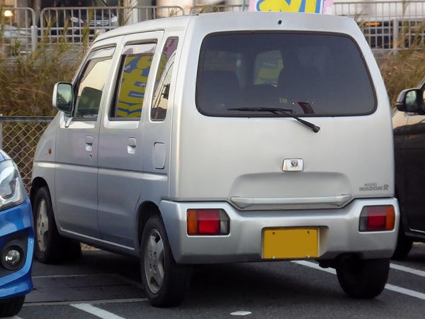 ワゴンR 初代 前期 の後方写真