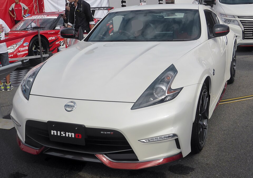 日産 フェアレディZ 6代目 の正面写真