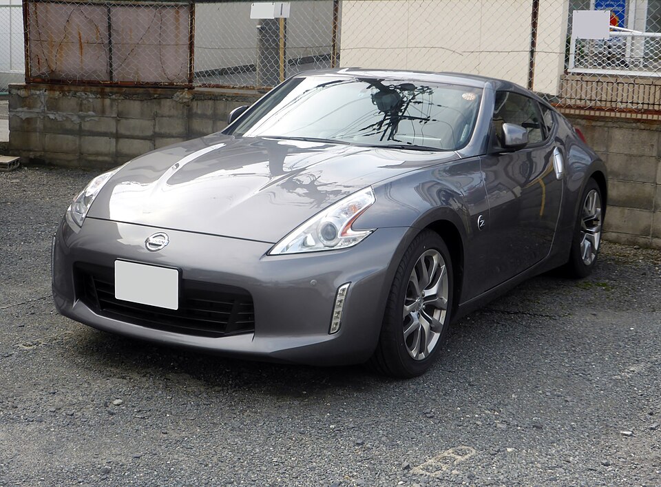 日産 フェアレディZ 6代目 の正面写真